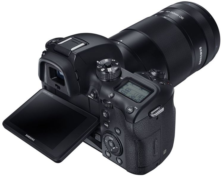 Samsung-NX1 2